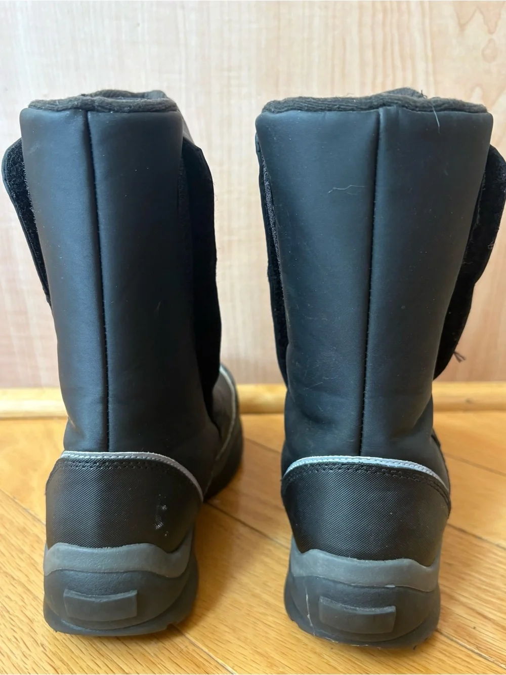 Lands’ End Black Youth Boys Size 4M Snow Boots Insulated